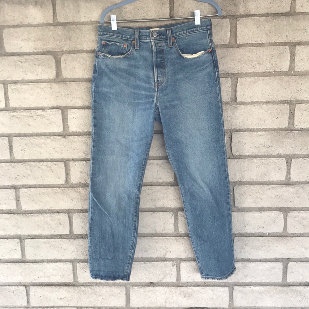 Levi’s High Rise Wedgie Jean